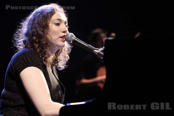 REGINA SPEKTOR - 2009-07-01 - PARIS - Le Bataclan - 